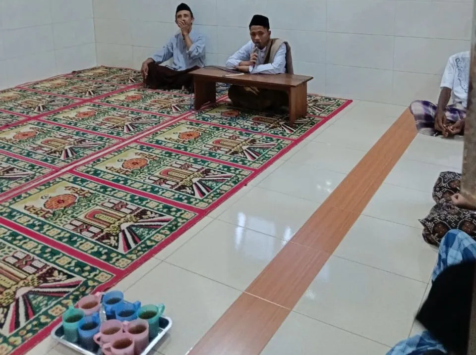 Kontribusi Santri SMK Plus Khoiriyah Hasyim Tebuireng di Bulan Suci